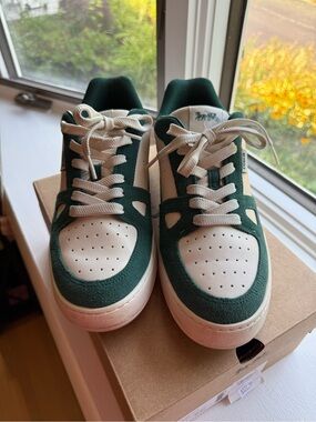 Coach Men's Green and White Low-Top Sneakers